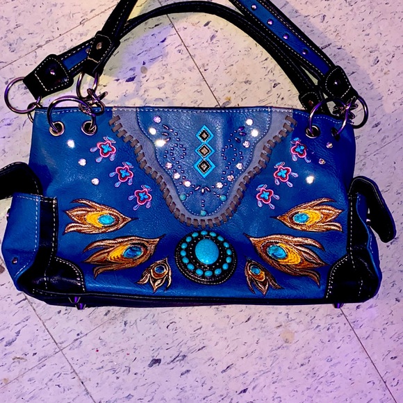 Turquoise leather concealed shoulder bag - Picture 2 of 8